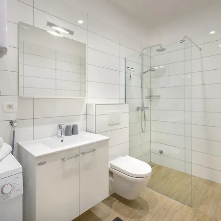 Kogo Apartment